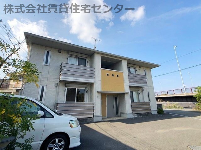 ヴィラ・シャロム A棟の物件外観写真