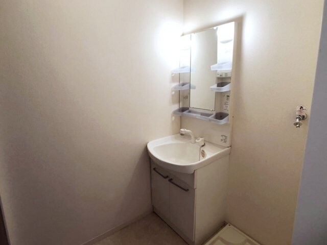 ヴィラ・シャロム A棟の物件内観写真