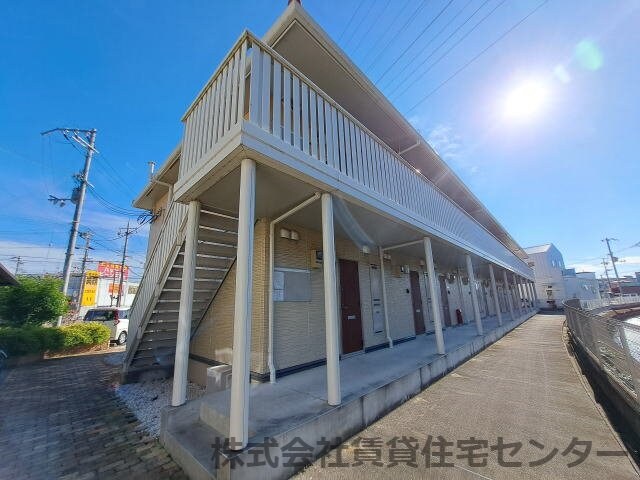 ビヤン リズムの物件外観写真