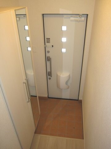 ピオニール紀の川Ⅱの物件外観写真