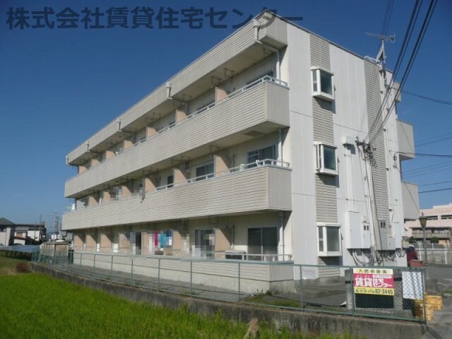 イワデシティハイツの物件外観写真