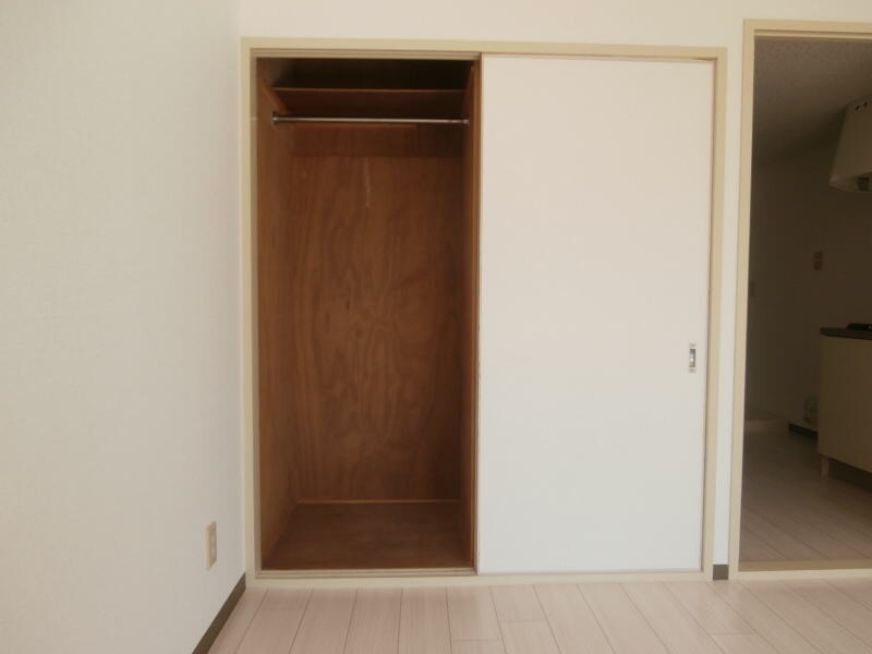 イワデシティハイツの物件内観写真