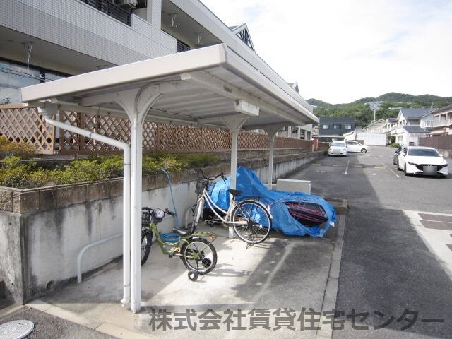 紀伊駅 バス8分  山村下車：停歩3分 2階の物件内観写真