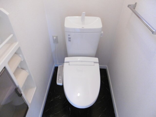 岩出駅 バス17分  うぐいす台下車：停歩4分 2階の物件内観写真