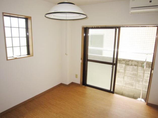 ナナヤマホーム岩出の物件内観写真