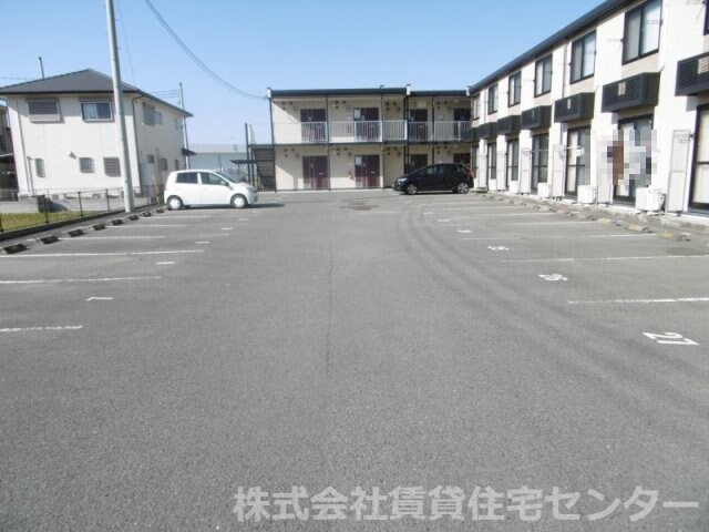 レオパレスライフタナカⅡの物件外観写真