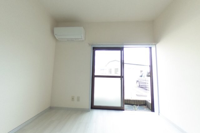 グリーンフル湯川の物件内観写真