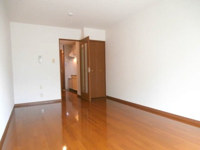 和歌山市駅 バス12分  日赤医療センター前下車：停歩6分 1階の物件内観写真