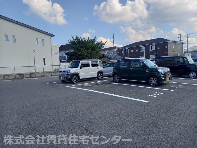 ハイネス 有本の物件外観写真