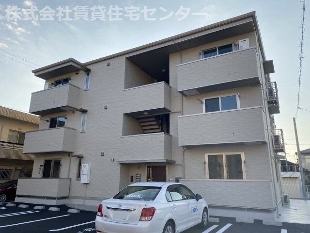 D-room reposの物件外観写真