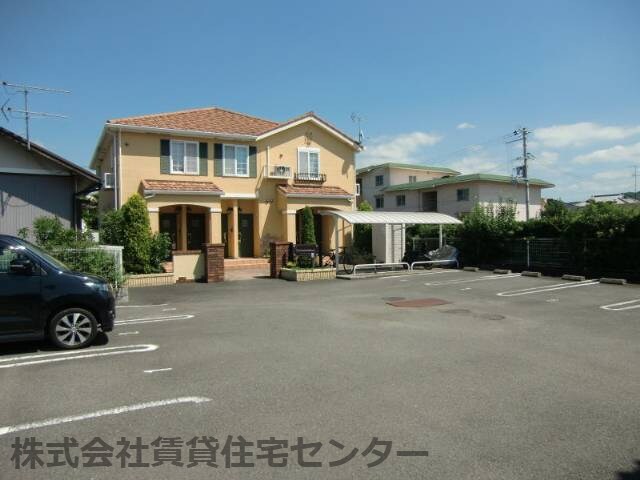 フォンテーヌブローの物件外観写真