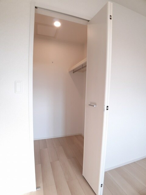 ゲミューゼガルテンⅢの物件内観写真