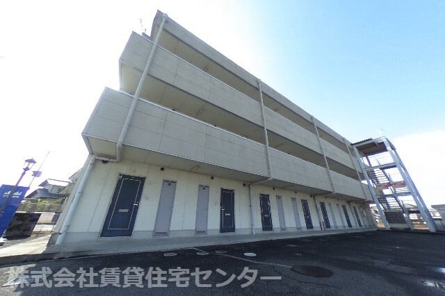 イワデシティハイツの物件外観写真