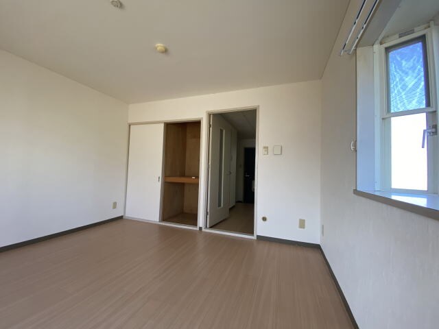 イワデシティハイツの物件内観写真