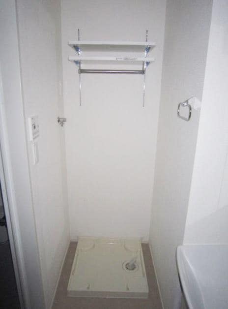 紀伊駅 バス9分  山村（和歌山県）下車：停歩6分 2階の物件内観写真