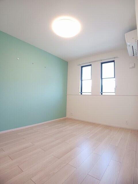 紀伊駅 バス9分  山村（和歌山県）下車：停歩6分 2階の物件内観写真