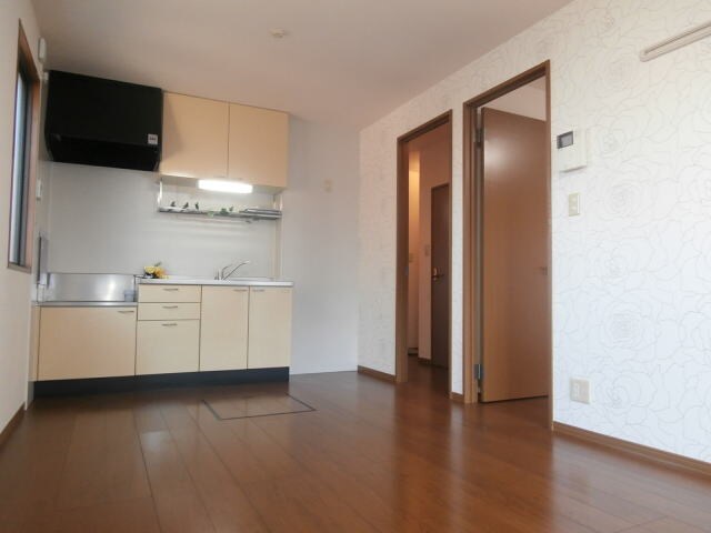 パインズコートの物件内観写真