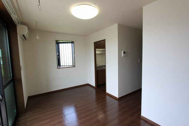 岩出駅 バス18分  川尻下車：停歩9分 1階の物件内観写真