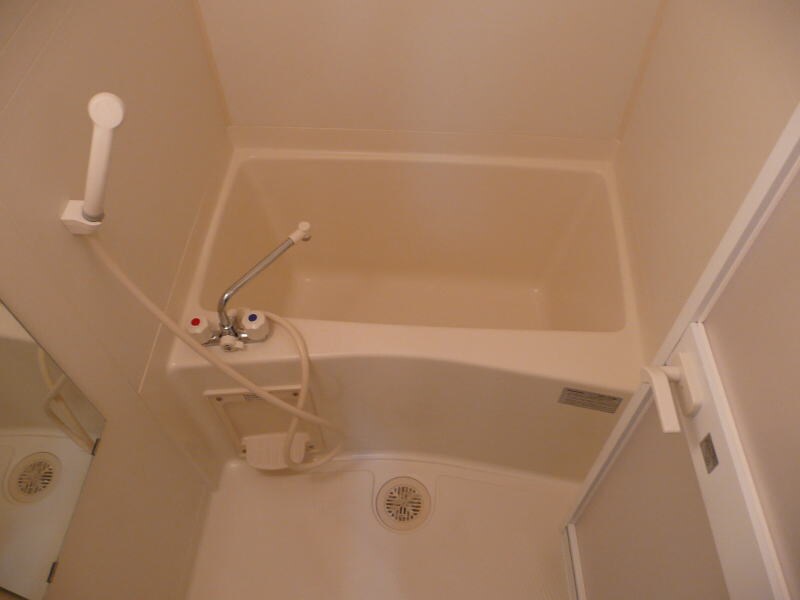 和歌山市駅 バス13分  堀止下車：停歩8分 2階の物件内観写真