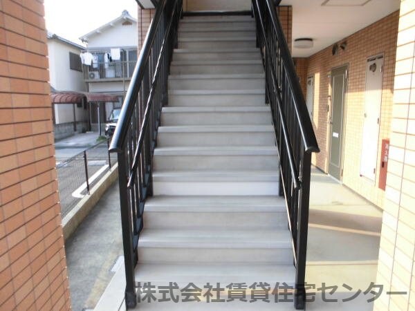 和歌山市駅 バス13分  堀止下車：停歩8分 2階の物件外観写真