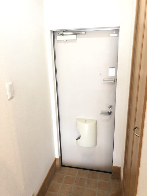 和歌山市駅 バス11分  花王橋下車：停歩5分 1階の物件内観写真