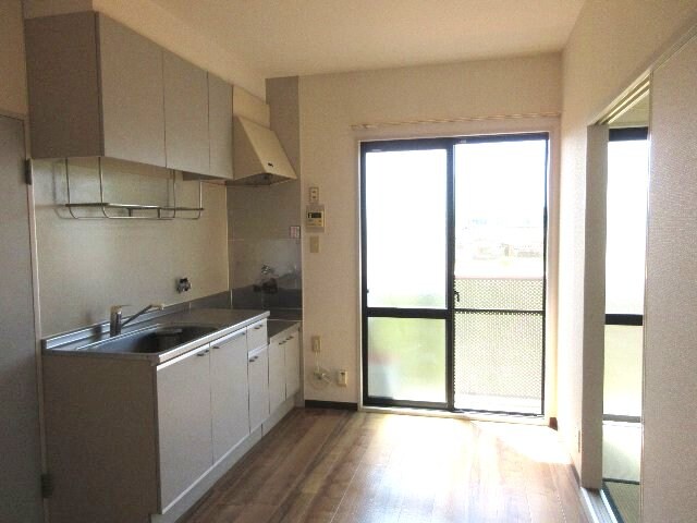 和歌山市駅 バス20分  水道橋下車：停歩1分 2階の物件内観写真