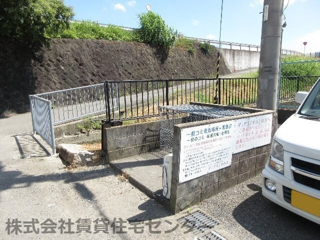 和歌山市駅 バス20分  水道橋下車：停歩1分 2階の物件内観写真