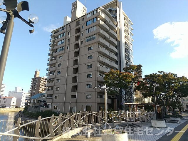 朝日プラザ三木町の物件外観写真