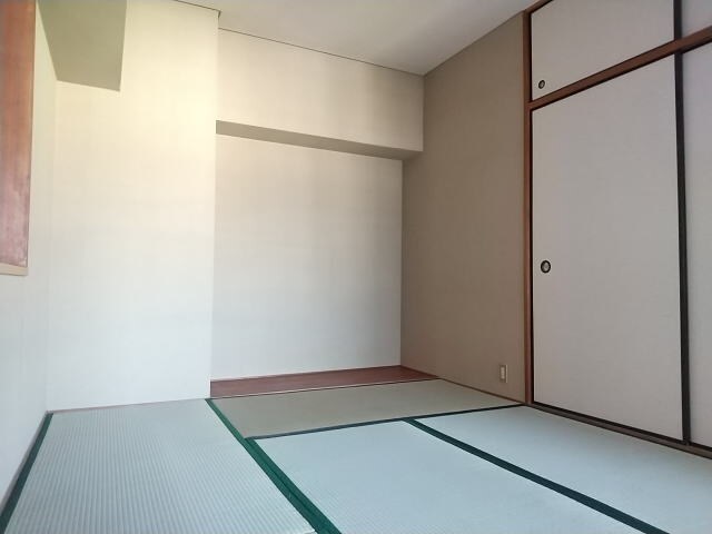 朝日プラザ三木町の物件内観写真