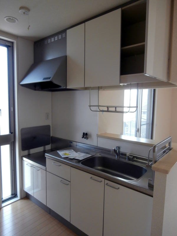 テラス新中通の物件内観写真