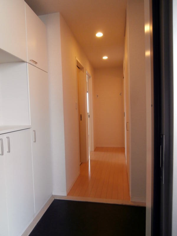 テラス新中通の物件内観写真