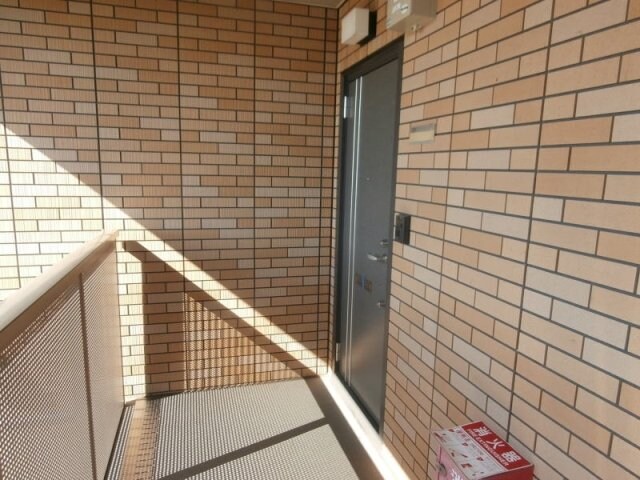 竈山駅 徒歩3分 2階の物件外観写真