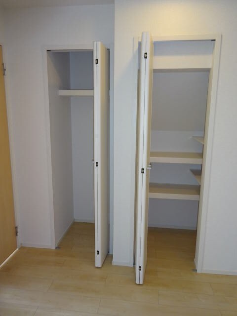 和歌山市駅 バス30分  養翠園前下車：停歩4分 1階の物件内観写真