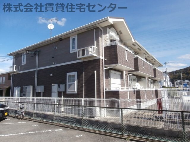 和歌山駅 バス13分  鳴神住宅前下車：停歩3分 2階の物件外観写真