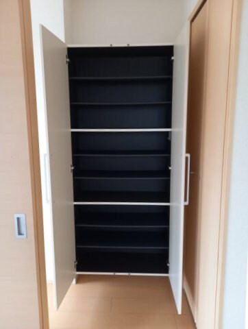 和歌山市駅 バス8分  小松原五丁目下車：停歩5分 1階の物件内観写真