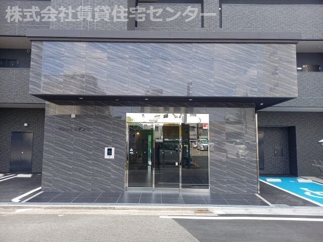 和歌山駅 徒歩7分 3階の物件外観写真