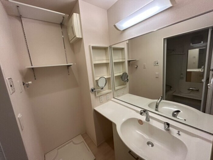 和歌山駅 バス11分  津屋下車：停歩1分 1階の物件内観写真