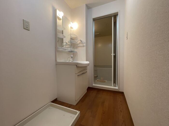 八幡前駅 徒歩7分 2階の物件内観写真