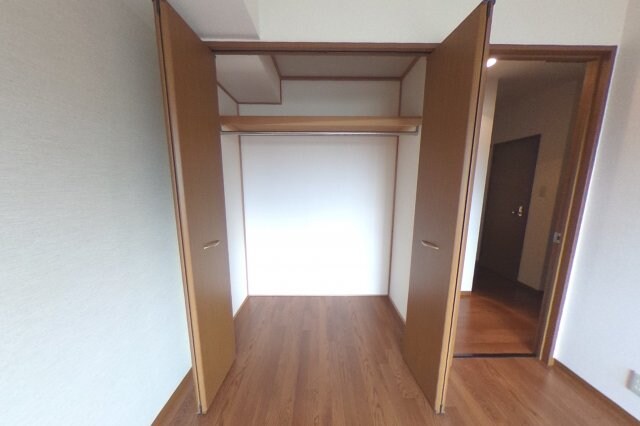 八幡前駅 徒歩7分 2階の物件内観写真