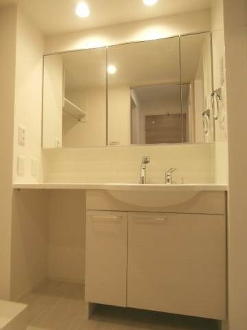 紀和駅 徒歩6分 3階の物件内観写真