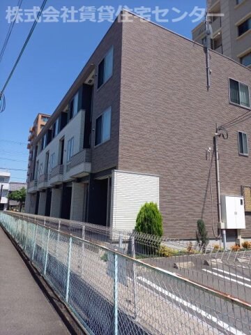 和歌山駅 徒歩5分 1階の物件外観写真