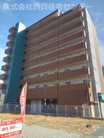 シャルマンフジ和歌山駅前の物件外観写真