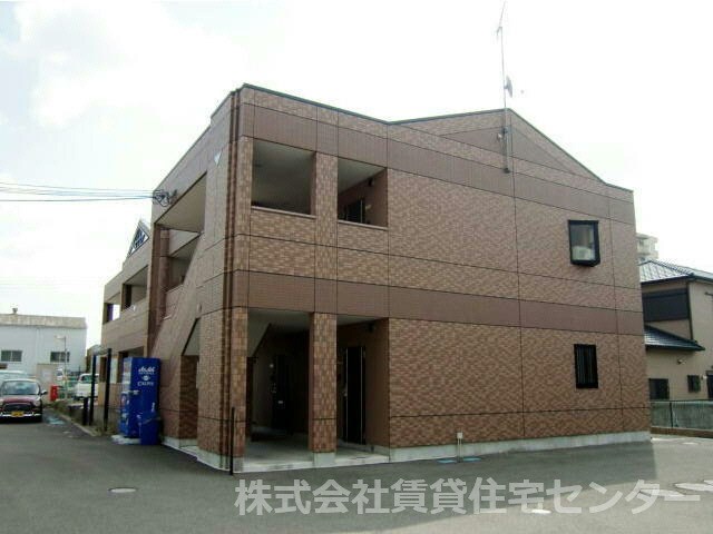 ソルヤード本町の物件外観写真