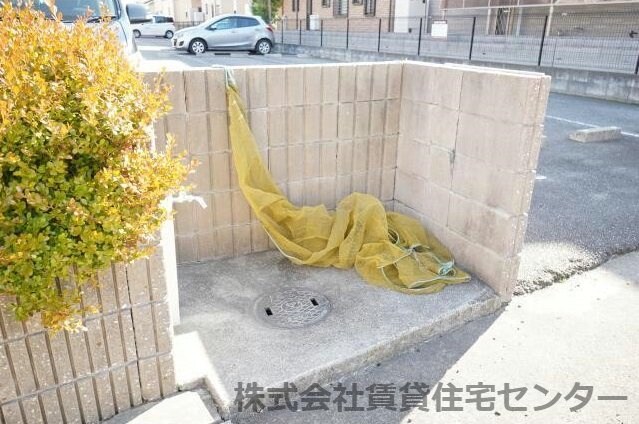 六十谷駅 バス12分  公民館前下車：停歩7分 2階の物件内観写真
