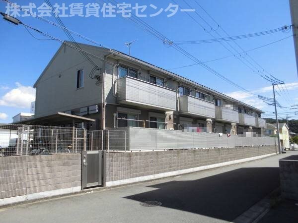 紀三井寺駅 バス5分  名草小学校前下車：停歩4分 1階の物件外観写真