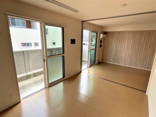 紀三井寺駅 バス5分  名草小学校前下車：停歩4分 1階の物件内観写真