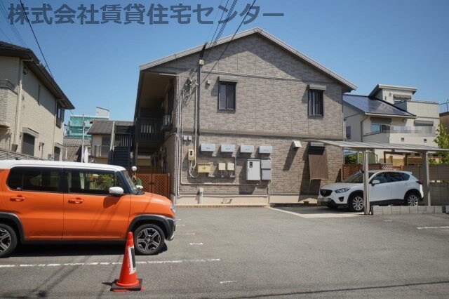 和歌山駅 バス8分  屋形町下車：停歩8分 1階の物件外観写真