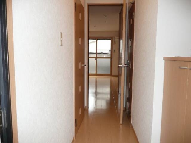 和歌山駅 バス8分  屋形町下車：停歩8分 1階の物件内観写真