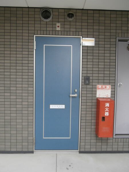 和歌山市駅 バス17分  鷹匠町5丁目下車：停歩4分 1階の物件内観写真