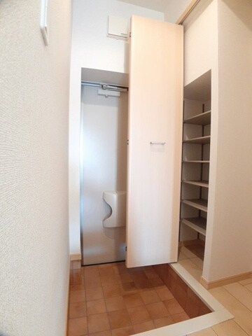 紀伊駅 バス13分  相谷らんかん橋下車：停歩2分 1階の物件内観写真